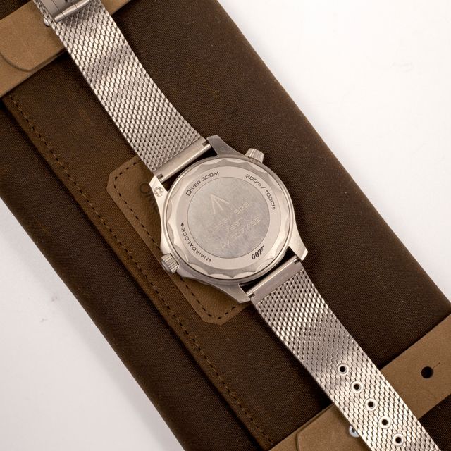 Omega Seamaster Diver 300m - James Bond Edition 210.90.42.20.01.001 Image 3